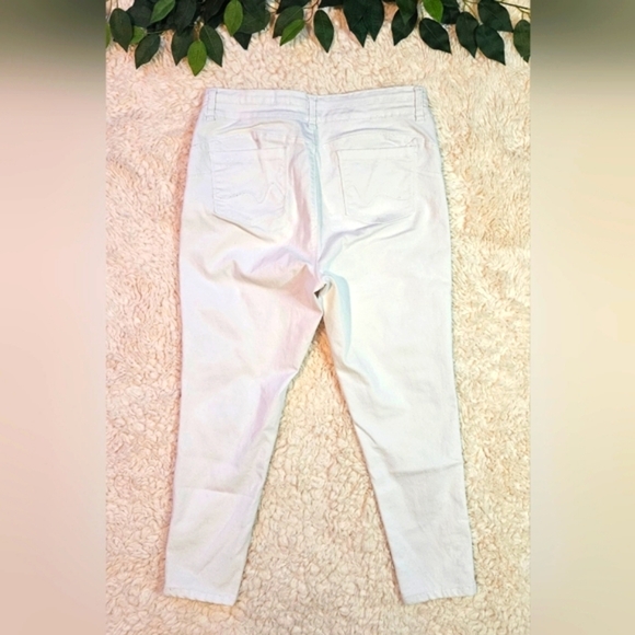 Suko Jeans Classic High Rise Stretch Dove Denims - Picture 3 of 6